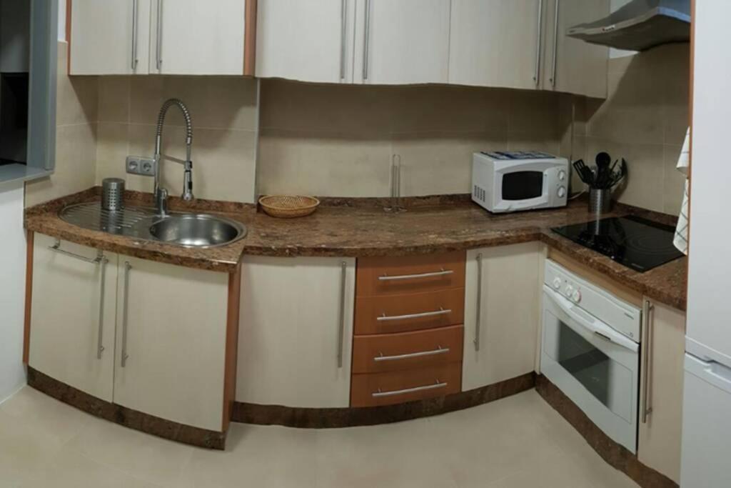 Acogedor Apartamento Familiar Marbella Eksteriør billede